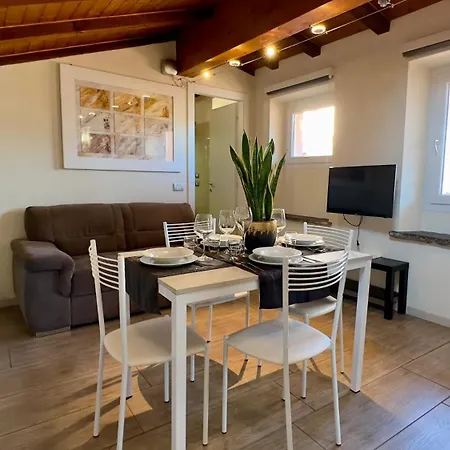Medioevo V - Openspace In The Center Of Apartamento Como